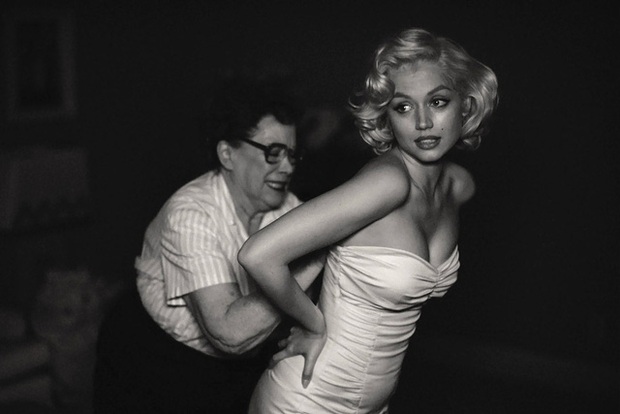 Đạo diễn phim về Marilyn Monroe đáp trả chỉ trích: Họ chỉ muốn thấy một Marilyn quyền lực mà thôi - Ảnh 2.