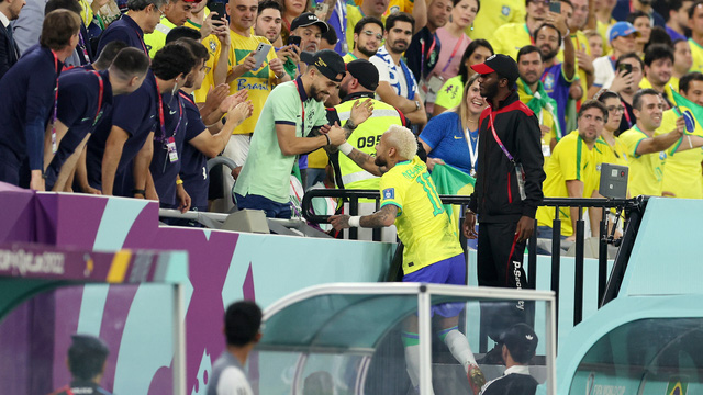 Vì sao Neymar biến mất khỏi sân cỏ sau khi trở lại và ghi bàn ở World Cup 2022? - Ảnh 1.