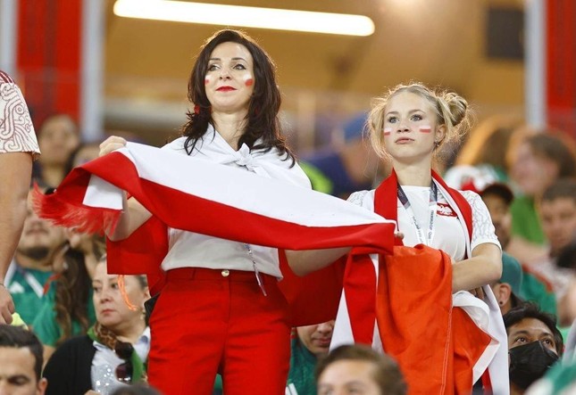 Tuyển Ba Lan bị chỉ trích vì nhận tiền thưởng World Cup quá nhiều - Ảnh 2.