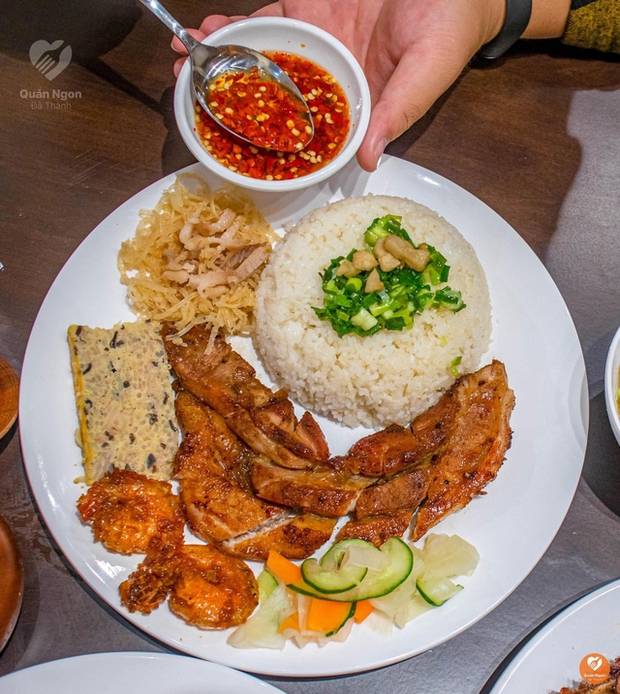  Cơm tấm Sài Gòn: Biểu tượng giao thoa văn hóa ẩm thực giữa phương Đông và phương Tây - Ảnh 3.