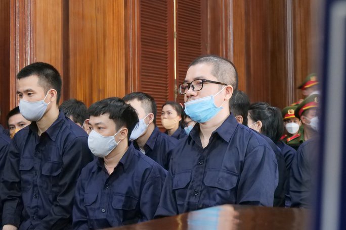 Hình ảnh đầu tiên tại phiên tòa xét xử CEO Nguyễn Thái Luyện