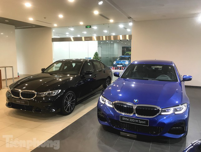 Lắp ráp tại Việt Nam, hàng loạt xe BMW giảm giá mạnh - Ảnh 1.