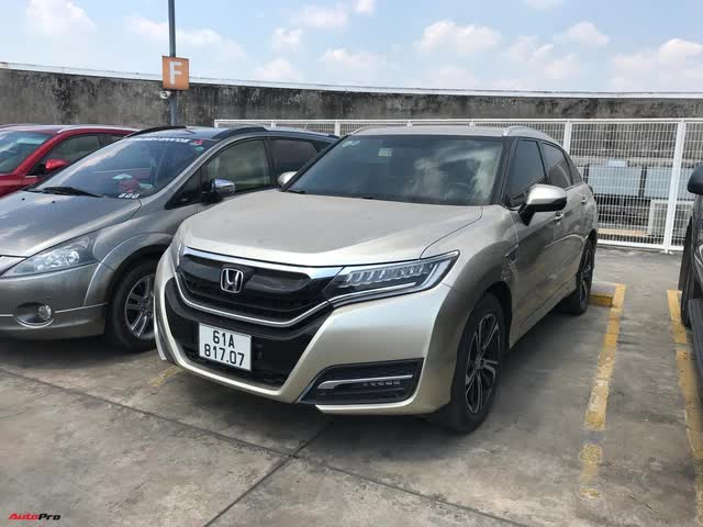 Honda UR-V hàng hiếm về Việt Nam: Crossover đàn anh của CR-V, kiểu dáng SUV lai coupe, nhập Trung Quốc - Ảnh 1.