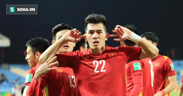 “Đè bẹp” Trung Quốc, tuyển Việt Nam làm nên lịch sử cho bóng đá ĐNÁ - Ảnh 1.