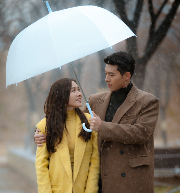 Xứ Hàn náo loạn nghi vấn Son Ye Jin cưới chạy bầu với Hyun Bin, 1 người quen lên tiếng luôn và ngay! - Ảnh 1.