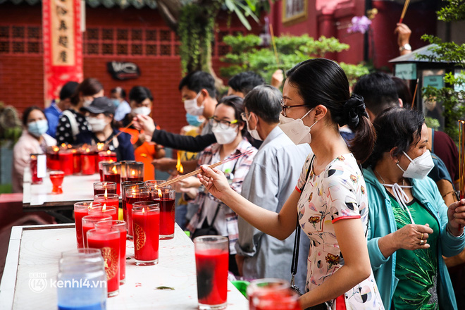 Ảnh: Những ngày Tết trong ngôi chùa trăm tuổi nơi cựu Tổng thống Mỹ từng ghé thăm ở Sài Gòn - Ảnh 7.