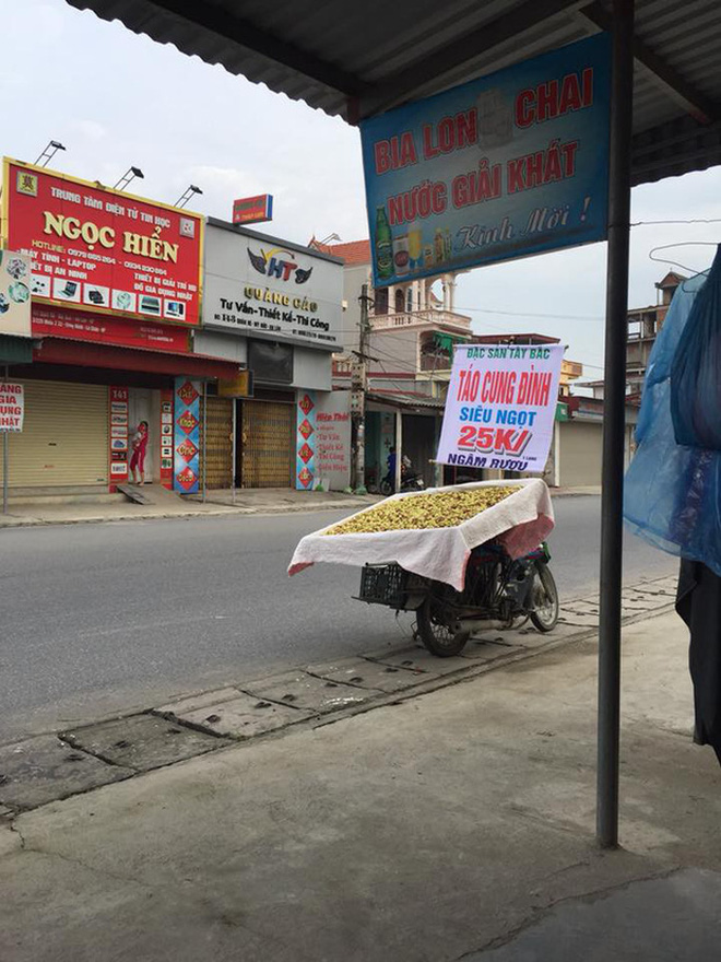 Đầu năm đi mua thơm, thanh niên phát hiện dòng chữ ghi trên tấm bảng liền bỏ đi một mạch không thèm ngoái đầu lại - Ảnh 8.