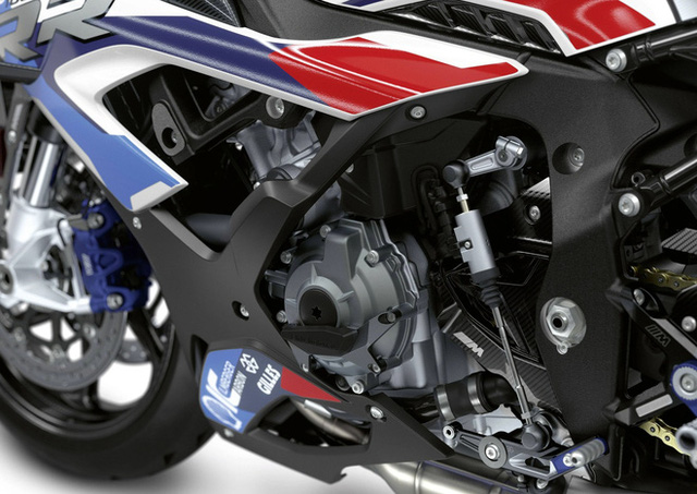 Siêu mô tô BMW M 1000 RR giá 1,6 tỷ đồng về Việt Nam: Lô đầu 6 chiếc đã có chủ  - Ảnh 9.