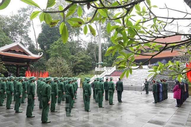 Phát động Tết trồng cây nhớ ơn Bác Hồ tại Khu di tích K9 - Đá Chông - Ảnh 7.