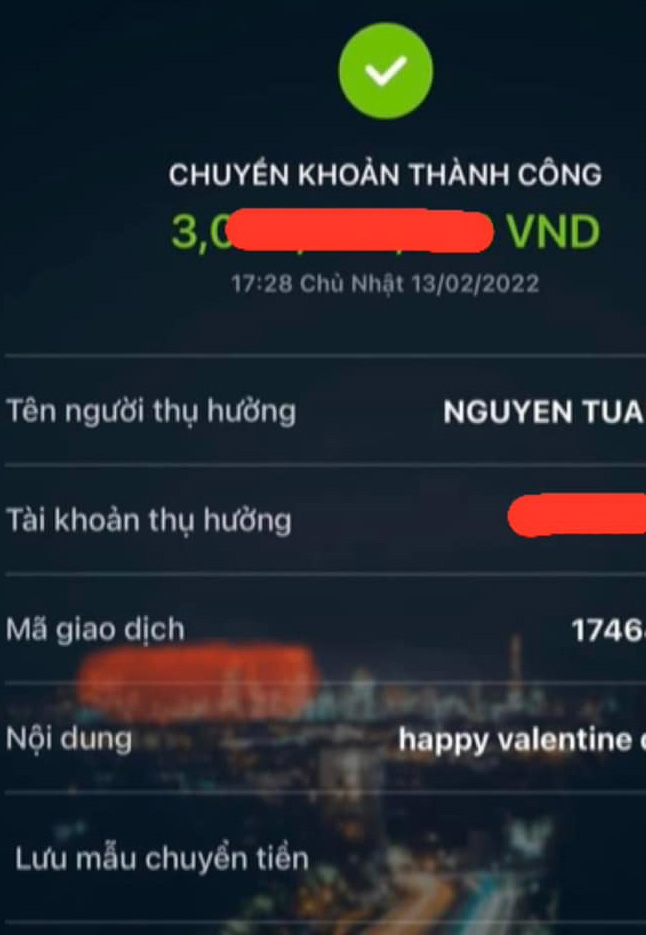 Vợ bất ngờ thưởng nóng 3 tỷ trong ngày lễ tình nhân, phản ứng của Tuấn Hưng ra sao? - Ảnh 1. Vợ bất ngờ thưởng nóng 3 tỷ trong ngày lễ tình nhân, phản ứng của Tuấn Hưng ra sao? - Ảnh 1.