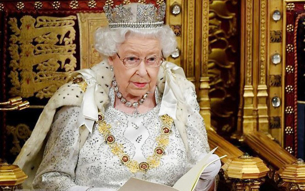 Đại Lễ Bạch Kim của Nữ Hoàng Anh: Ký ức đau buồn ngày lên ngôi 70 năm trước của nàng Công chúa 25 tuổi non trẻ nhưng mạnh mẽ - Ảnh 10.