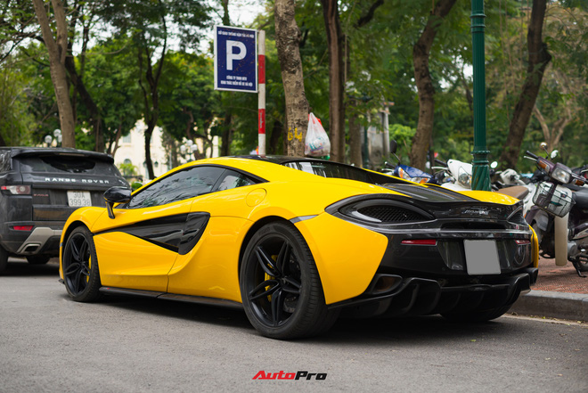 Đại gia Hà Thành mang McLaren 570S chục tỷ dạo phố, màu sơn chi tiết độc nhất tại Việt Nam - Ảnh 2.