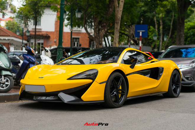 Đại gia Hà Thành mang McLaren 570S chục tỷ dạo phố, màu sơn chi tiết độc nhất tại Việt Nam - Ảnh 15.