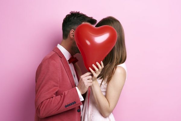 Báo thù người yêu cũ theo cách có một không hai trong ngày Valentine ở Nga - Ảnh 1.