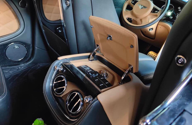 ‘Biệt thự di động’ Bentley Mulsanne sau 7 năm: Vẫn là một gia tài với giá hơn 15 tỷ đồng - Ảnh 4.