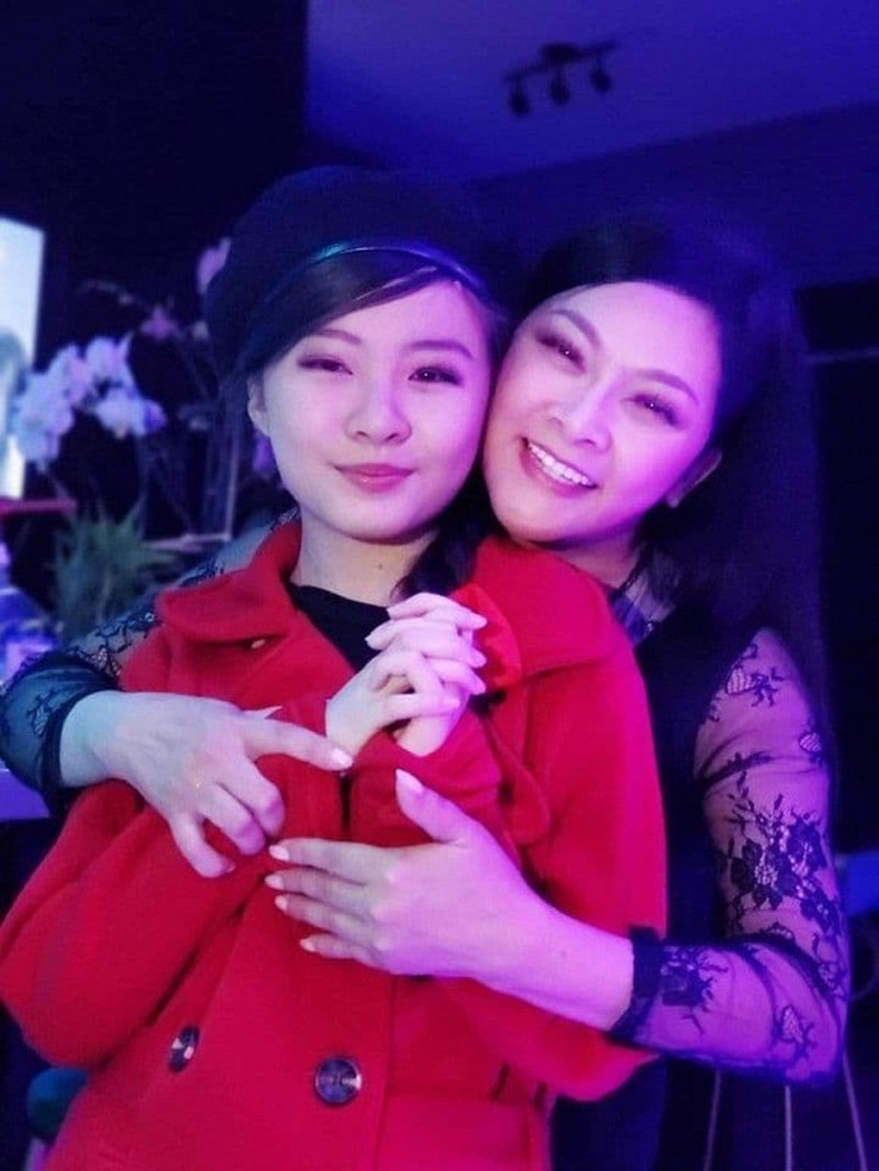 Cuộc đời Như Quỳnh tuổi 52: Tìm thấy tình yêu đích thực sau khi hôn nhân tan vỡ - Ảnh 2. Cuộc đời Như Quỳnh tuổi 52: Tìm thấy tình yêu đích thực sau khi hôn nhân tan vỡ - Ảnh 2.