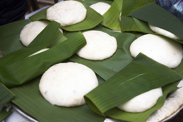 Một món bánh Tết nổi tiếng của Việt Nam bỗng dưng biến mất trên bản đồ ăn uống ngày Tết, lý do thật sự là gì? - Ảnh 2.