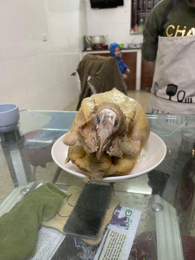 Những siêu phẩm gà luộc gây chấn động giới bếp núc dịp Tết, đầu năm - Ảnh 18. Những siêu phẩm gà luộc gây chấn động giới bếp núc dịp Tết, đầu năm - Ảnh 18.