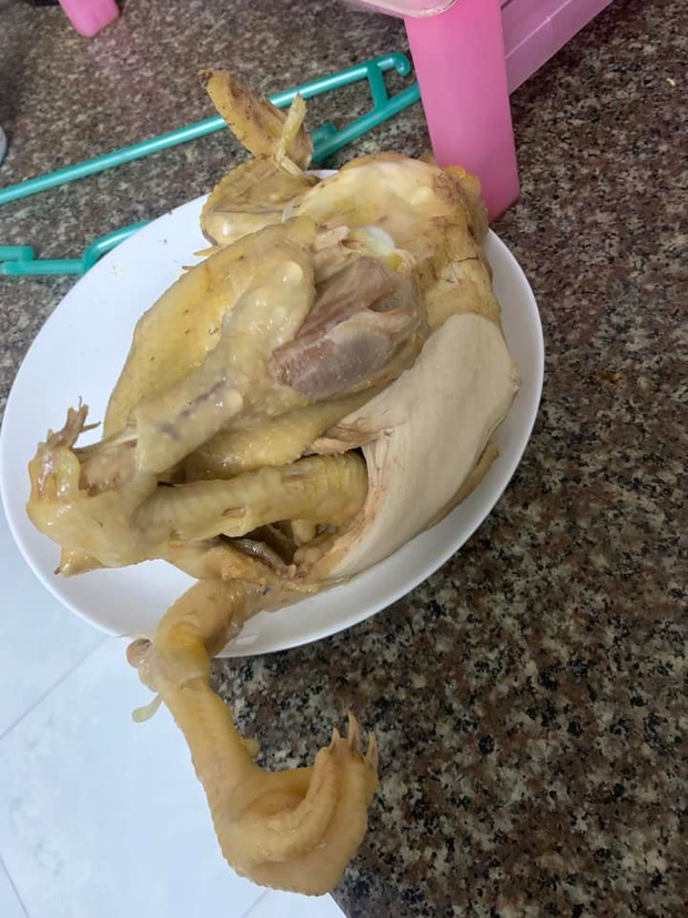 Những siêu phẩm gà luộc gây chấn động giới bếp núc dịp Tết, đầu năm - Ảnh 23. Những siêu phẩm gà luộc gây chấn động giới bếp núc dịp Tết, đầu năm - Ảnh 23.