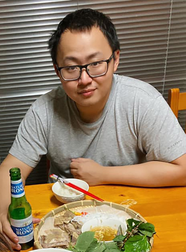 Nhà vô địch Đường Lên Đỉnh Olympia tuổi Dần duy nhất: Lên ngôi từng gây tranh cãi nhưng cuộc sống và công việc hiện tại đáng ngưỡng mộ - Ảnh 5. Nhà vô địch Đường Lên Đỉnh Olympia tuổi Dần duy nhất: Lên ngôi từng gây tranh cãi nhưng cuộc sống và công việc hiện tại đáng ngưỡng mộ - Ảnh 5.