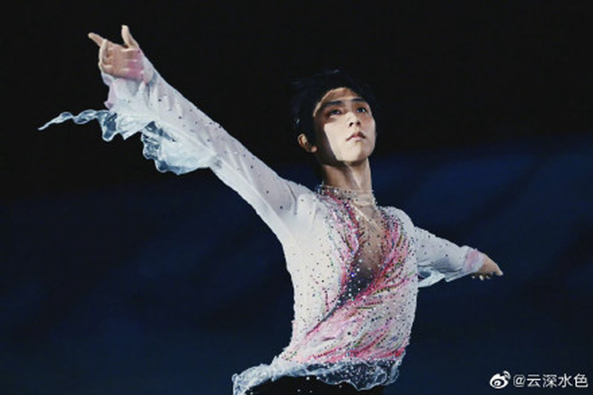 Olympic Bắc Kinh bùng nổ ngày bế mạc: “Hoàng tử trượt băng” phá đảo cả cõi mạng với màn trình diễn đẹp hơn cả giấc mộng - Ảnh 7.