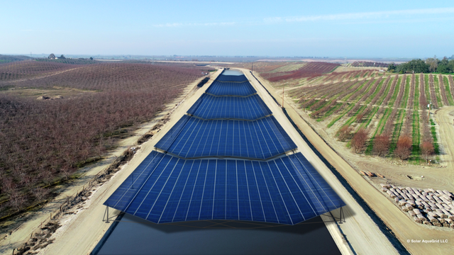 Một công đôi việc: California bao phủ kênh nước bằng tấm pin mặt trời, vừa tạo ra điện, vừa tiết kiệm nước - Ảnh 1.