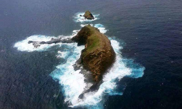 Sửng sốt với tảng đá khổng lồ hình con voi giữa biển khơi - Ảnh 5.