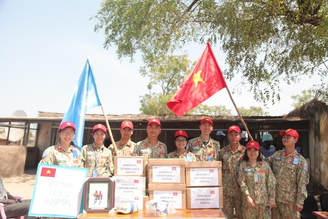 Lính mũ nồi xanh Việt Nam sưởi ấm trái tim tù nhân Nam Sudan - Ảnh 10.