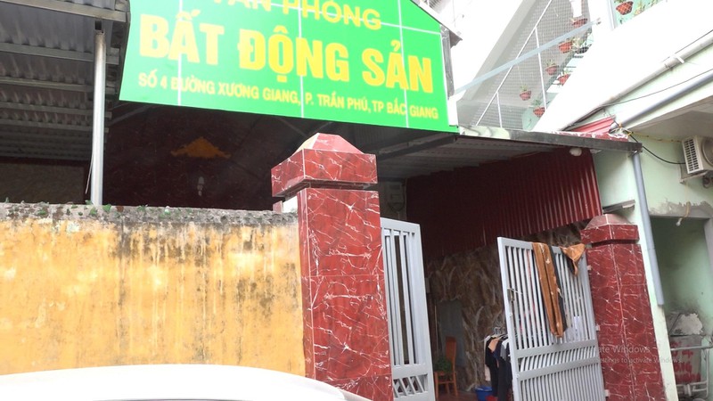 Cô gái liên quan đến Clip chém người kinh hoàng ở Bắc Giang phủ nhận việc “gạ tình” - Ảnh 1. Cô gái liên quan đến Clip chém người kinh hoàng ở Bắc Giang phủ nhận việc “gạ tình” - Ảnh 1.