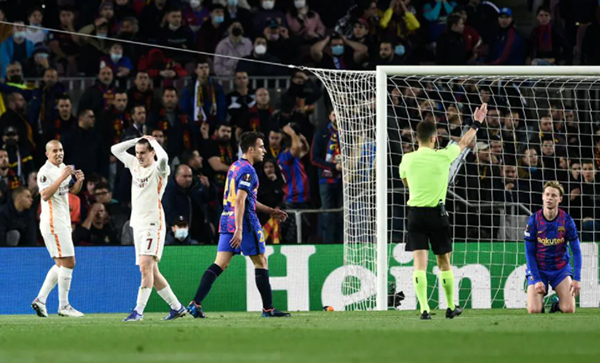 Barcelona 0-0 Galatasaray: Bất lực trước người nhà - Ảnh 2.