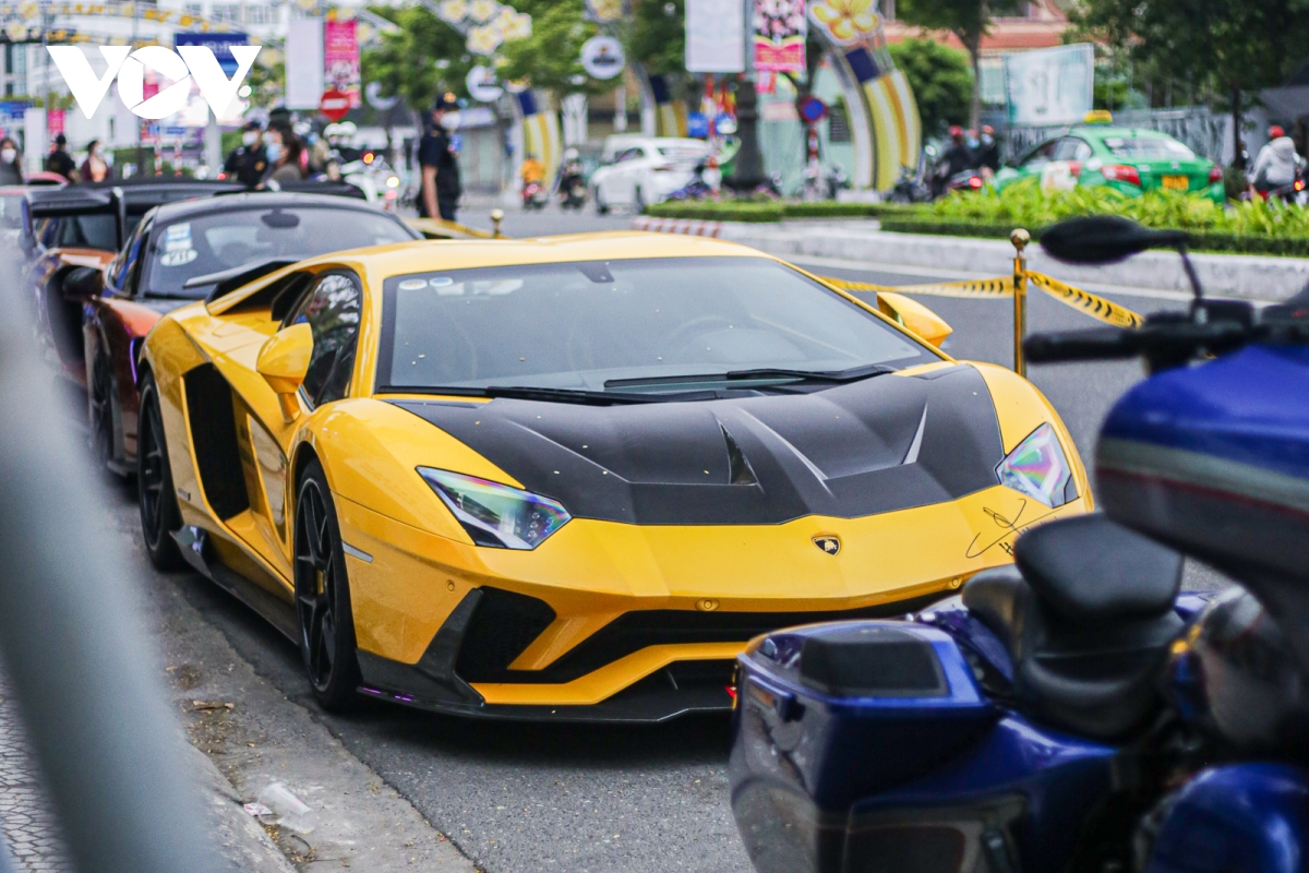 H&igrave;nh ảnh d&agrave;n si&ecirc;u xe hơn 500 tỷ đồng tr&ecirc;n phố Đ&agrave; Nẵng - Ảnh 5.