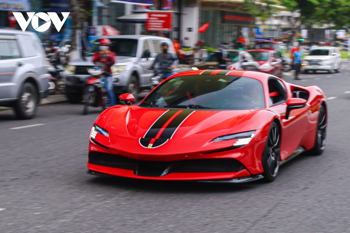 H&igrave;nh ảnh d&agrave;n si&ecirc;u xe hơn 500 tỷ đồng tr&ecirc;n phố Đ&agrave; Nẵng - Ảnh 12.