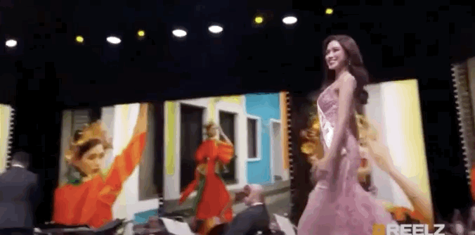 Chung kết Miss World 2021: Hoa hậu Đỗ Thị Hà xinh đẹp, tự tin và đầy năng lượng trên sân khấu - Ảnh 2.