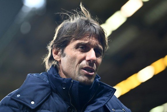 Secretly negotiating with the giants, Conte is ready to part with Tottenham - Photo 1.