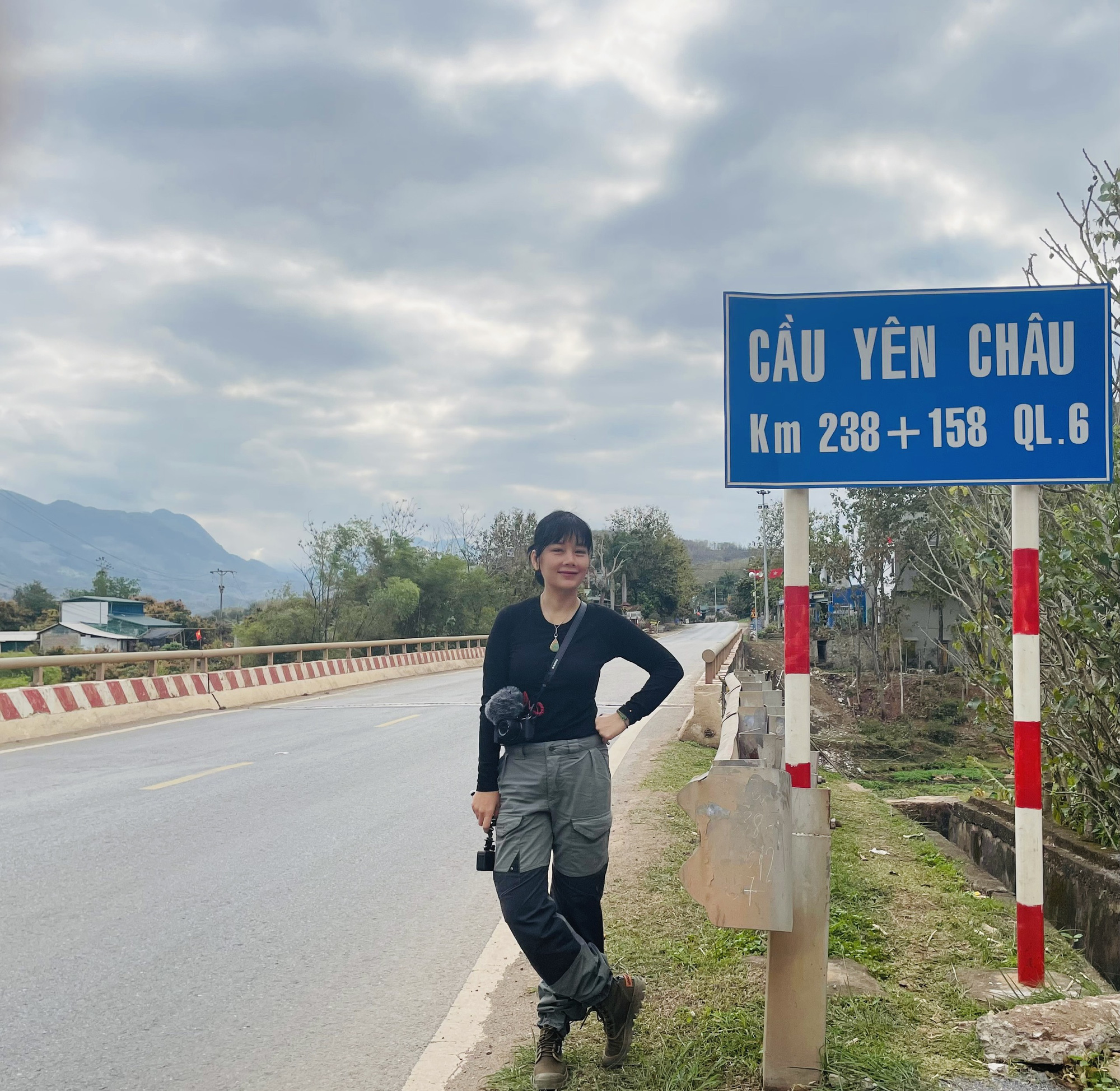 Bông Mai và hành trình xuyên Việt 99 ngày: Nhiều người khuyên tôi đừng đi! - Ảnh 1. Bông Mai và hành trình xuyên Việt 99 ngày: Nhiều người khuyên tôi đừng đi! - Ảnh 1.
