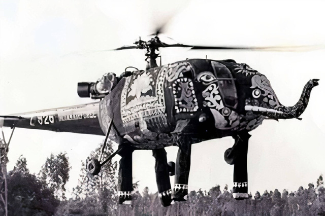 India once used an elephant-shaped helicopter to fly in the sky - Photo 1.