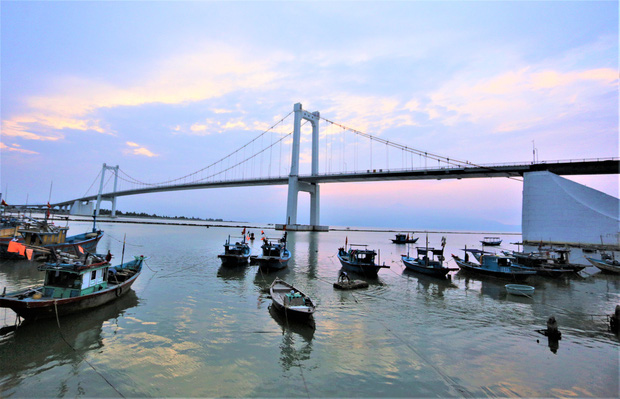  Giải mã lý do cây cầu đẹp nhất Đà Nẵng mang nỗi oan thần chết - Ảnh 7.
