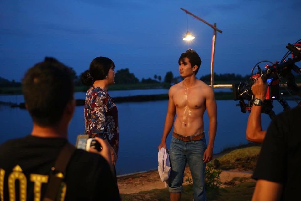 Nhiều người cho rằng t&ocirc;i d&aacute;m khỏa th&acirc;n th&igrave; thuộc dạng b&aacute;n th&acirc;n kiếm tiền - Ảnh 5.