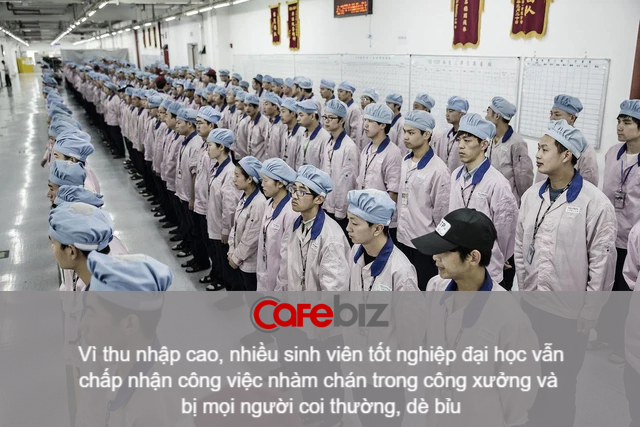 Sinh viên đại học ra trường xin làm công nhân, tiết kiệm được 1 tỷ đồng sau 4 năm: Oằn mình làm việc, sụt hơn 10kg, đứng 12 tiếng/ngày - Ảnh 3.