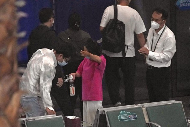  Vụ tai nạn máy bay ở Trung Quốc: Hi vọng tìm thấy người sống sót mờ dần  - Ảnh 4.