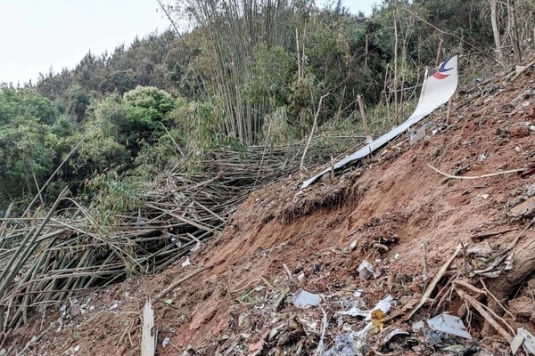 Trên máy bay, vị trí ngồi nào là an toàn nhất? - Ảnh 2.