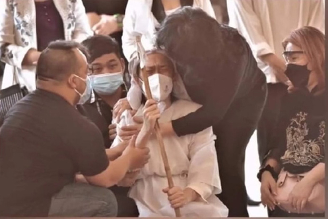 Sau khi điêu đứng vì lời tố của bà Phương Hằng, nghệ sĩ Hoài Linh giờ ra sao? - Ảnh 4. Sau khi điêu đứng vì lời tố của bà Phương Hằng, nghệ sĩ Hoài Linh giờ ra sao? - Ảnh 4.