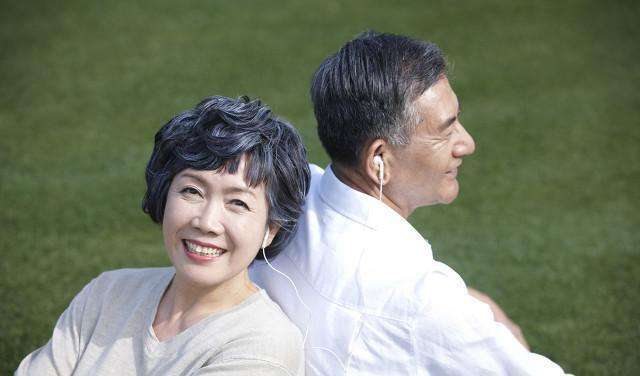 After the age of 50, cohabiting couples still need marriage?  - 3 U60 couples speak up - Photo 1.