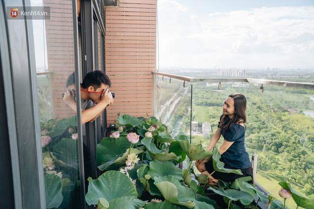 Những căn penthouse đốt tiền: Chủ nhà chịu chơi mang vách đá đen vào giữa phòng khách, cặp vợ chồng Hà Nội có hẳn hồ sen trên tầng 30, đặc biệt nhất căn hộ 200 tỷ đồng như bảo tàng - Ảnh 12.