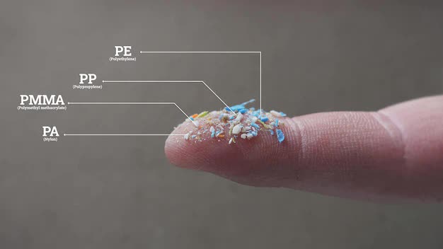Our blood is contaminated with plastic: For the first time, scientists have found microplastics in human blood - Photo 3.