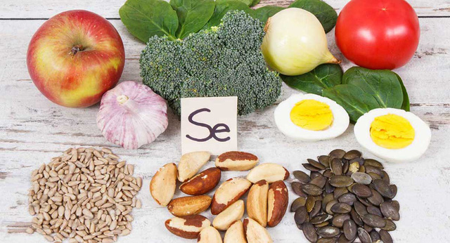 10 foods supplemented with selenium to boost immunity after COVID-19 - Photo 1.