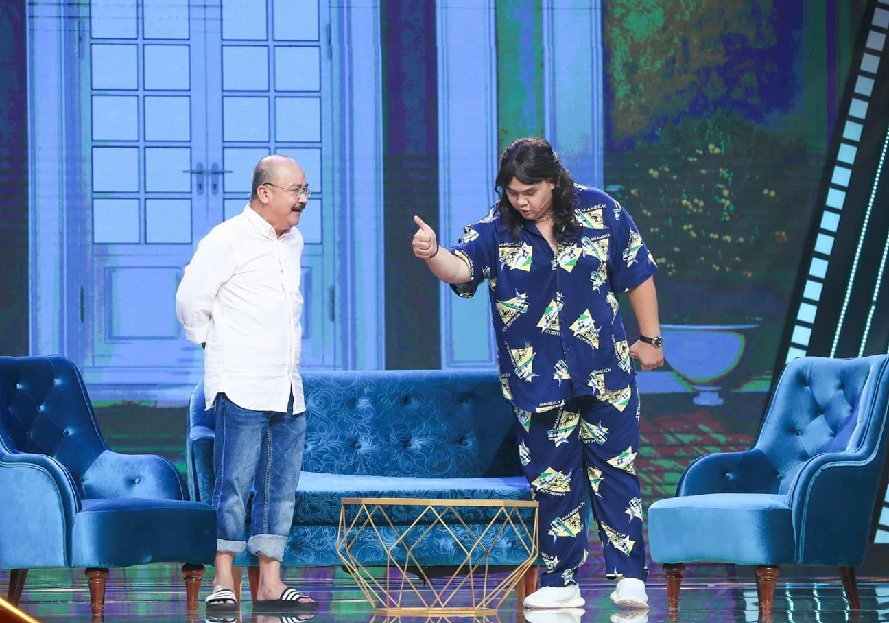 Con trai danh hài Hoàng Sơn: Tôi nhỏ quá, không dám mở lời mời bác Thành Lộc - Ảnh 7. Con trai danh hài Hoàng Sơn: Tôi nhỏ quá, không dám mở lời mời bác Thành Lộc - Ảnh 7.