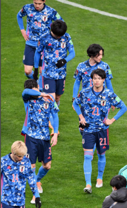 Sút nhiều gấp 24 lần vẫn không thắng nổi Việt Nam, đội tuyển Nhật Bản tỏ rõ nỗi thất vọng - Ảnh 7.