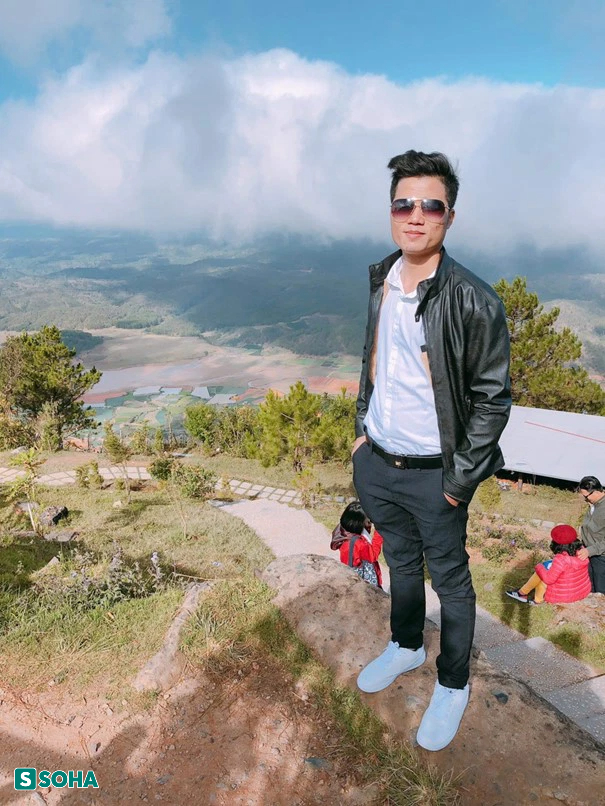 Đang ngồi bỗng thấy người t&ecirc; cứng, ch&agrave;ng trai trẻ bị cắt cụt đ&ocirc;i ch&acirc;n, 4 năm sau đổi đời - Ảnh 1.