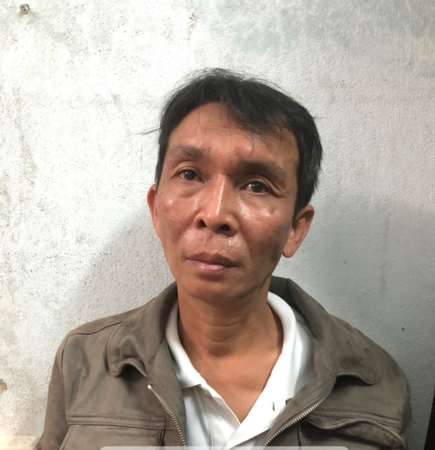 Cha dẫn con trai 8 tuổi đi khắp các cửa hàng trộm cắp tài sản - Ảnh 1. Cha dẫn con trai 8 tuổi đi khắp các cửa hàng trộm cắp tài sản - Ảnh 1.